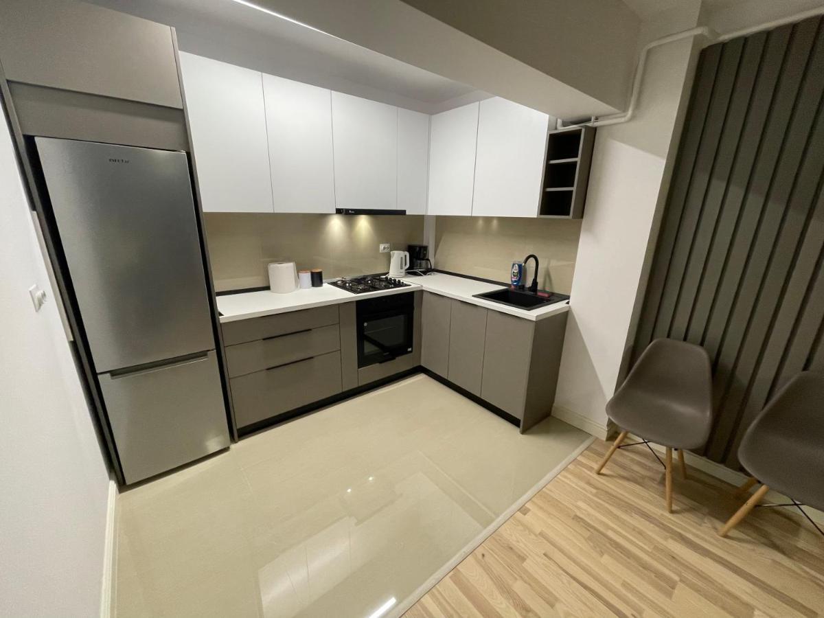 Modern Gray / Designed Apartman Jászvásár Kültér fotó