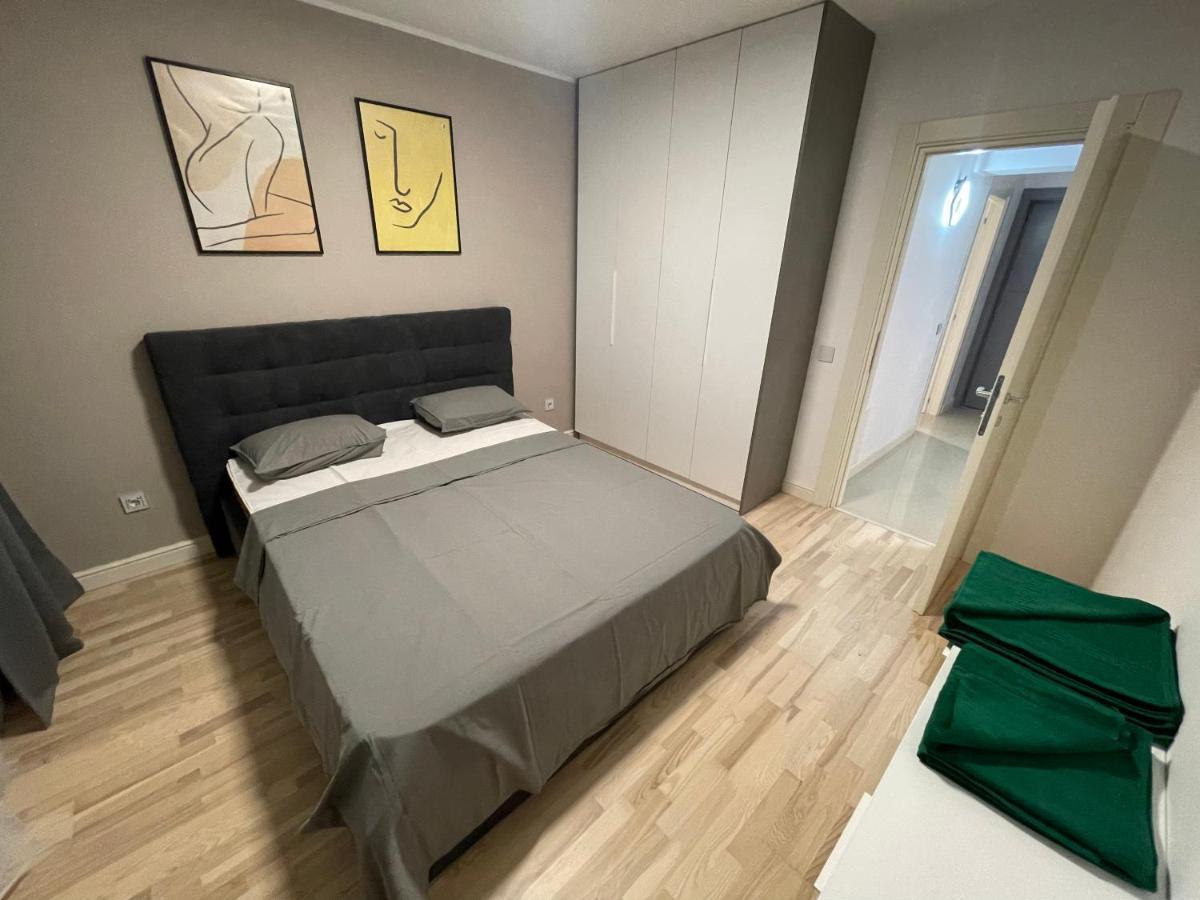 Modern Gray / Designed Apartman Jászvásár Kültér fotó