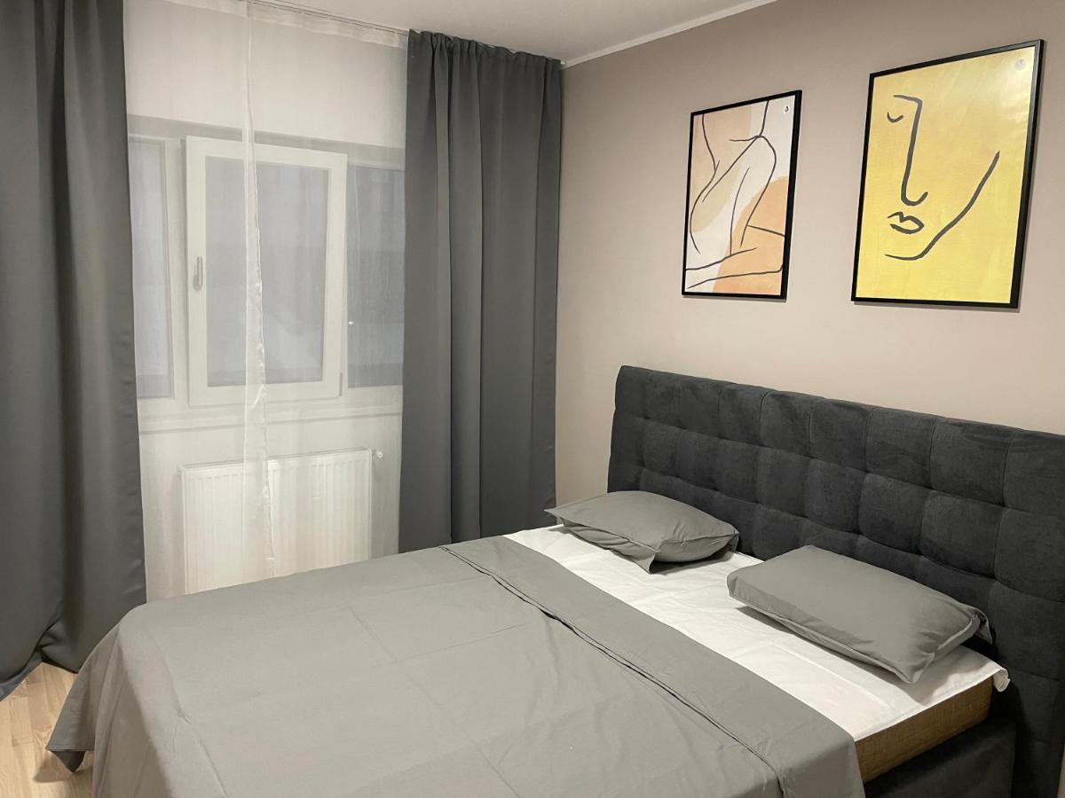 Modern Gray / Designed Apartman Jászvásár Kültér fotó